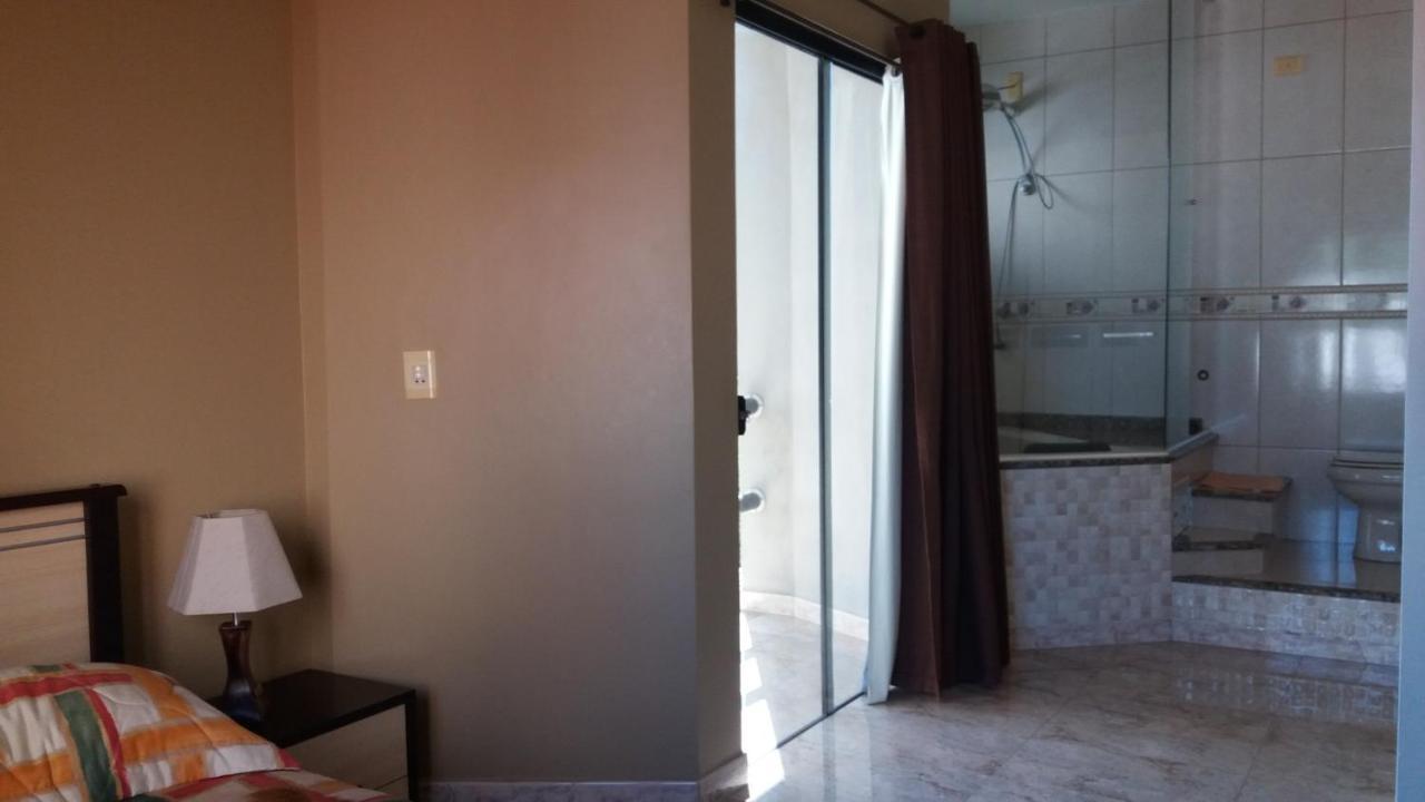 Отель Quartos Em Casa Na Beira Da Lagoa Лагуна Экстерьер фото